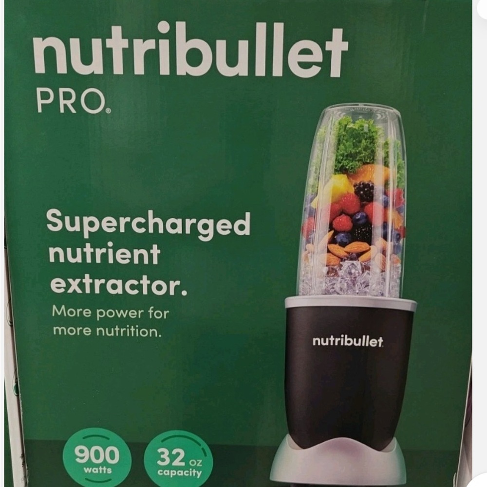 NutriBullet Pro 900W 8 piece set
